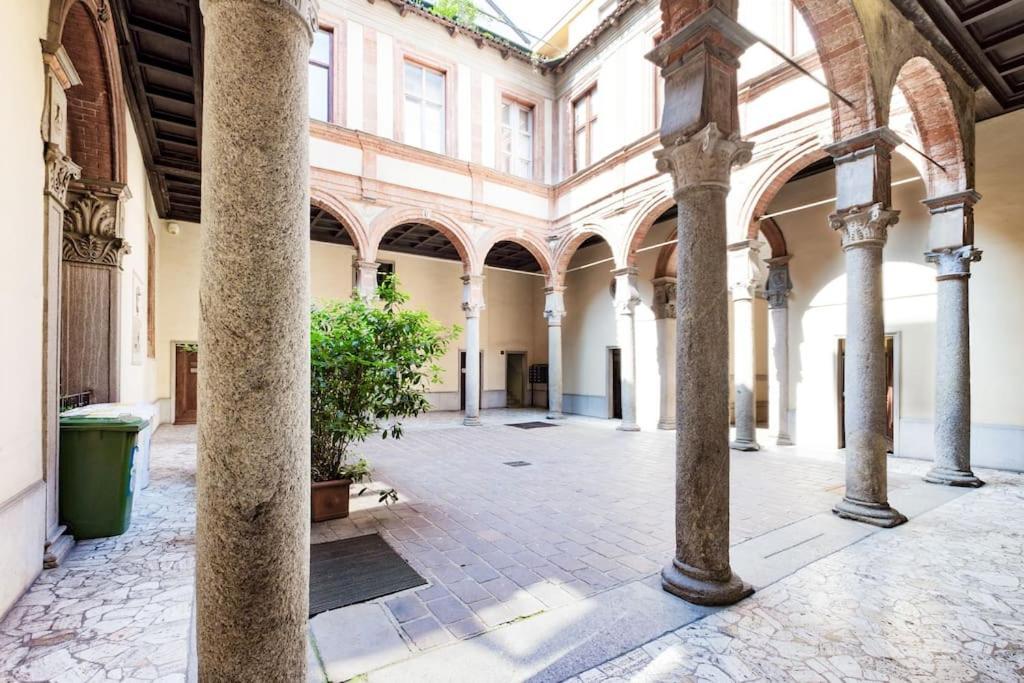 ℒovely & ℰlegant Studio Next To Duomo/Missori Milano Ngoại thất bức ảnh