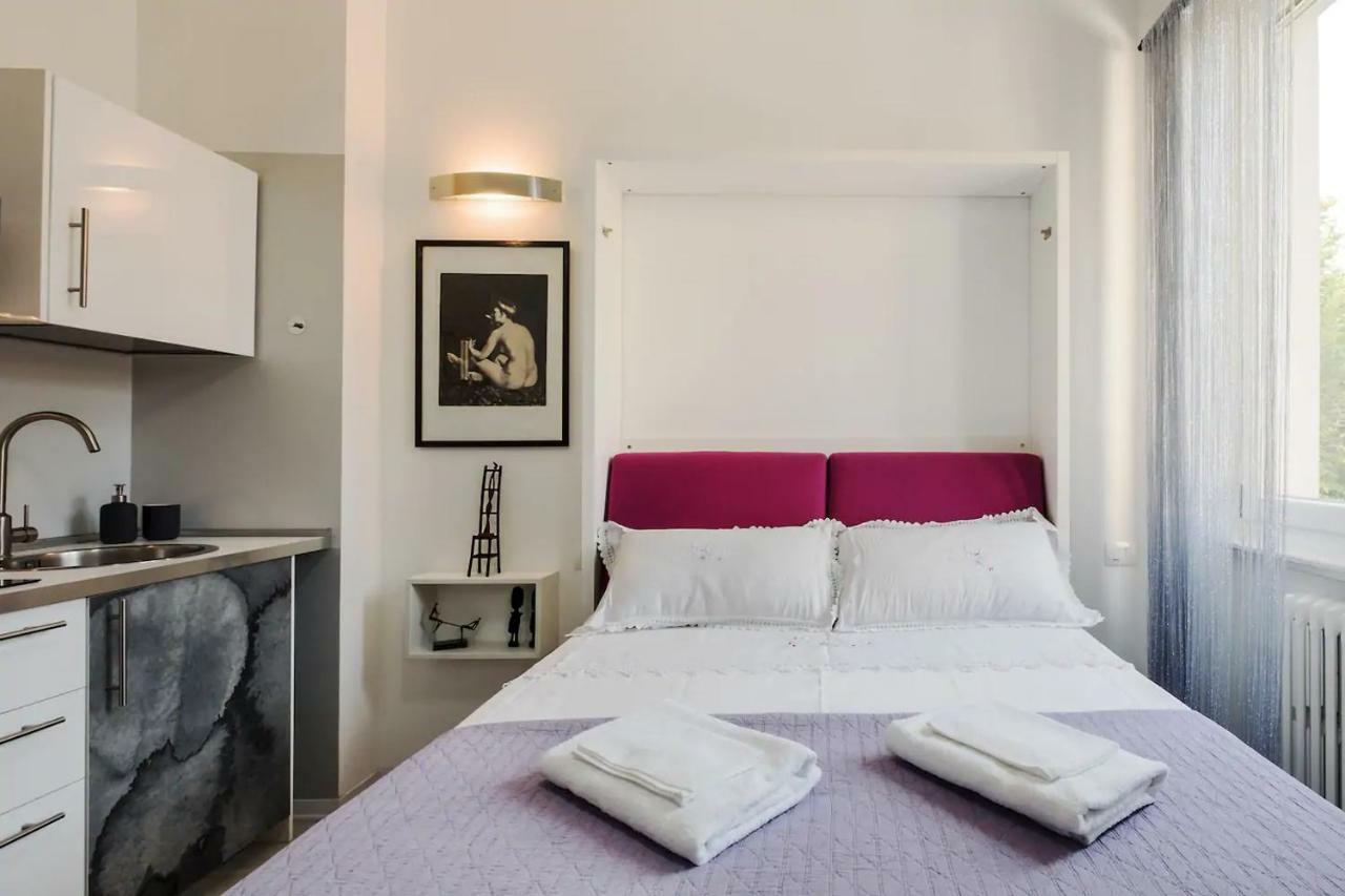 ℒovely & ℰlegant Studio Next To Duomo/Missori Milano Ngoại thất bức ảnh